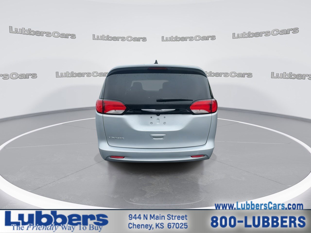 Used 2023 Chrysler Voyager LX FWD image 7