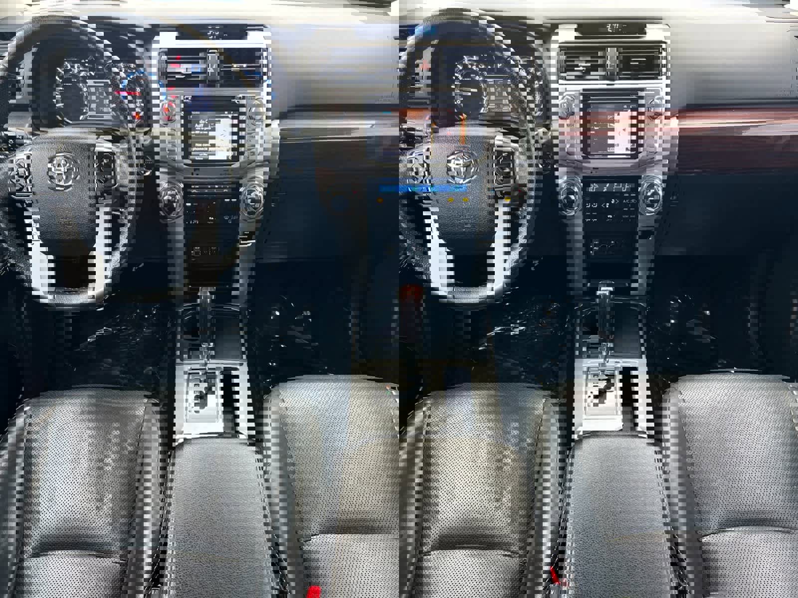 Used 2016 Toyota 4Runner Limited image 3