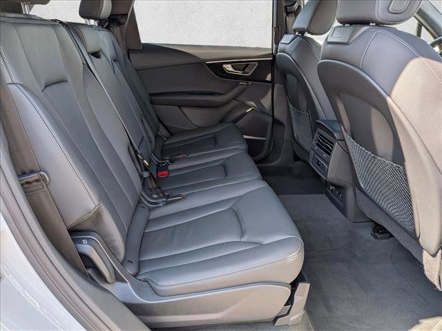 Certified 2025 Audi Q7 2.0T Premium w/ Convenience Plus Package AWD/4WD image 22