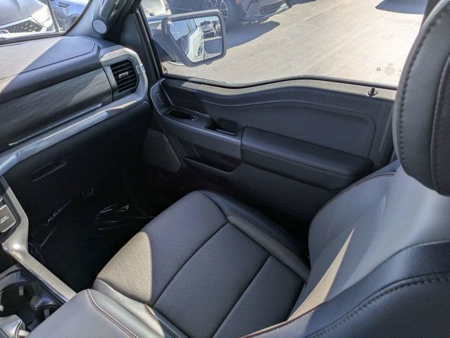 Used 2025 Ford F150 Lariat w/ FX4 Off-Road Package AWD/4WD image 17