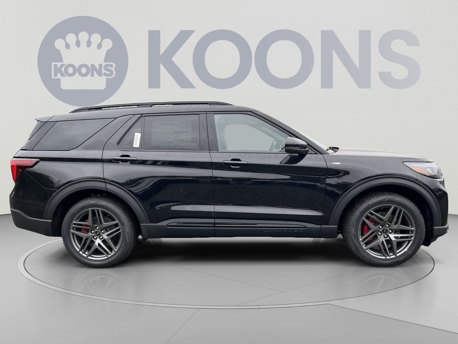 New 2026 Ford Explorer ST-Line w/ ST-Line Street Pack AWD/4WD image 8