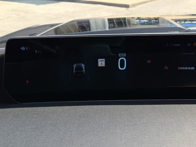 New 2025 Ford Expedition Active image 26