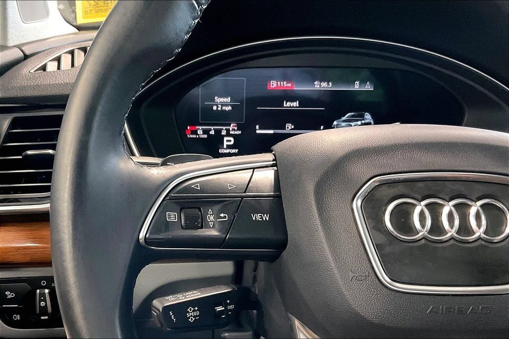 Used 2021 Audi Q5 2.0T Premium Plus w/ Premium Plus Package AWD/4WD image 12