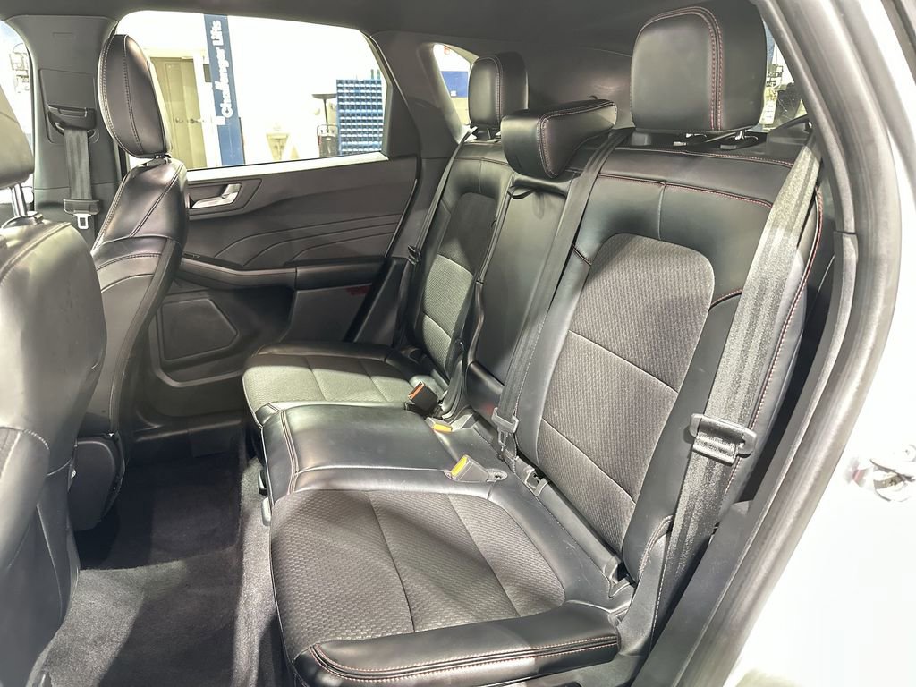 Used 2024 Ford Escape ST-Line image 23