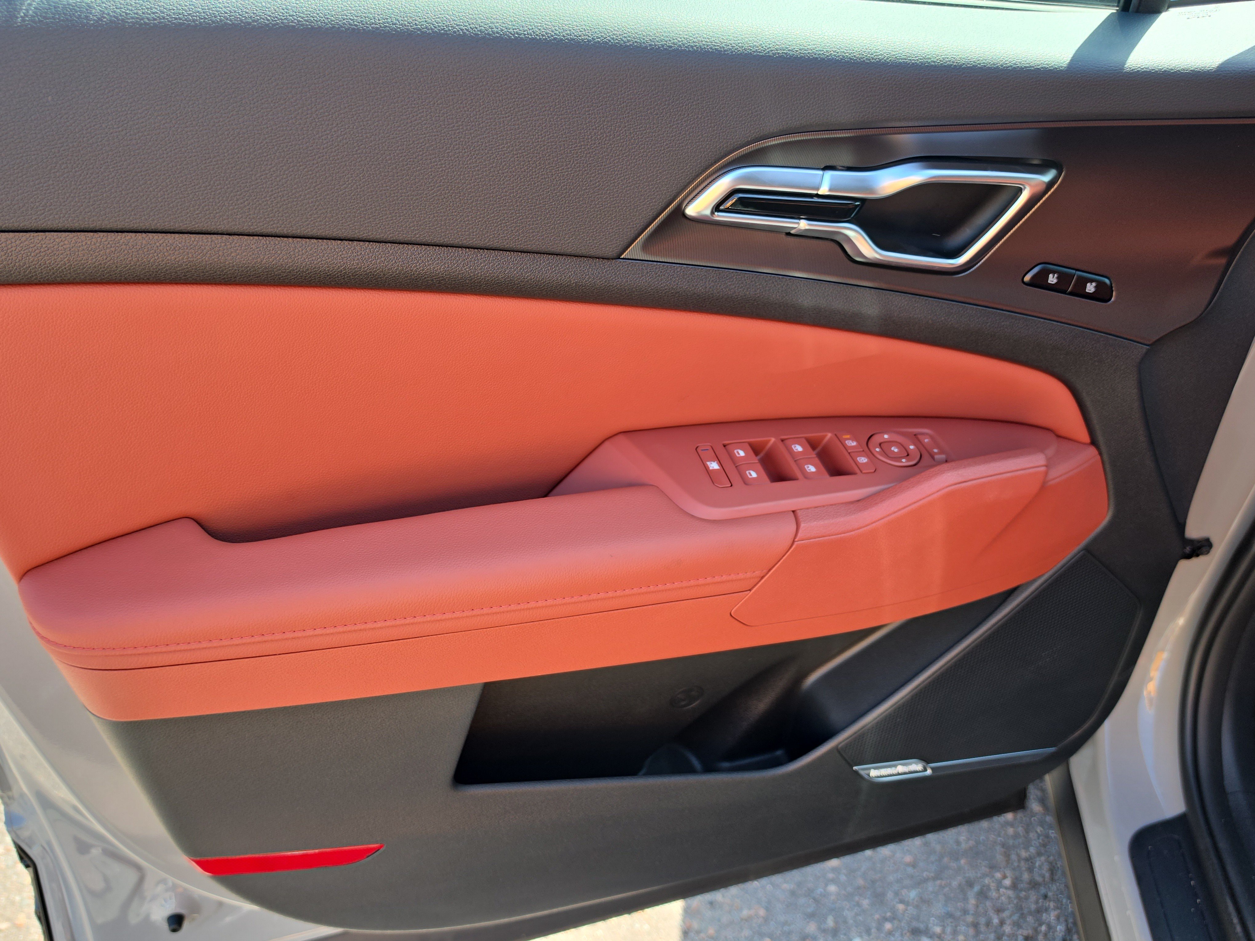New 2026 Kia Sportage SX AWD/4WD image 18
