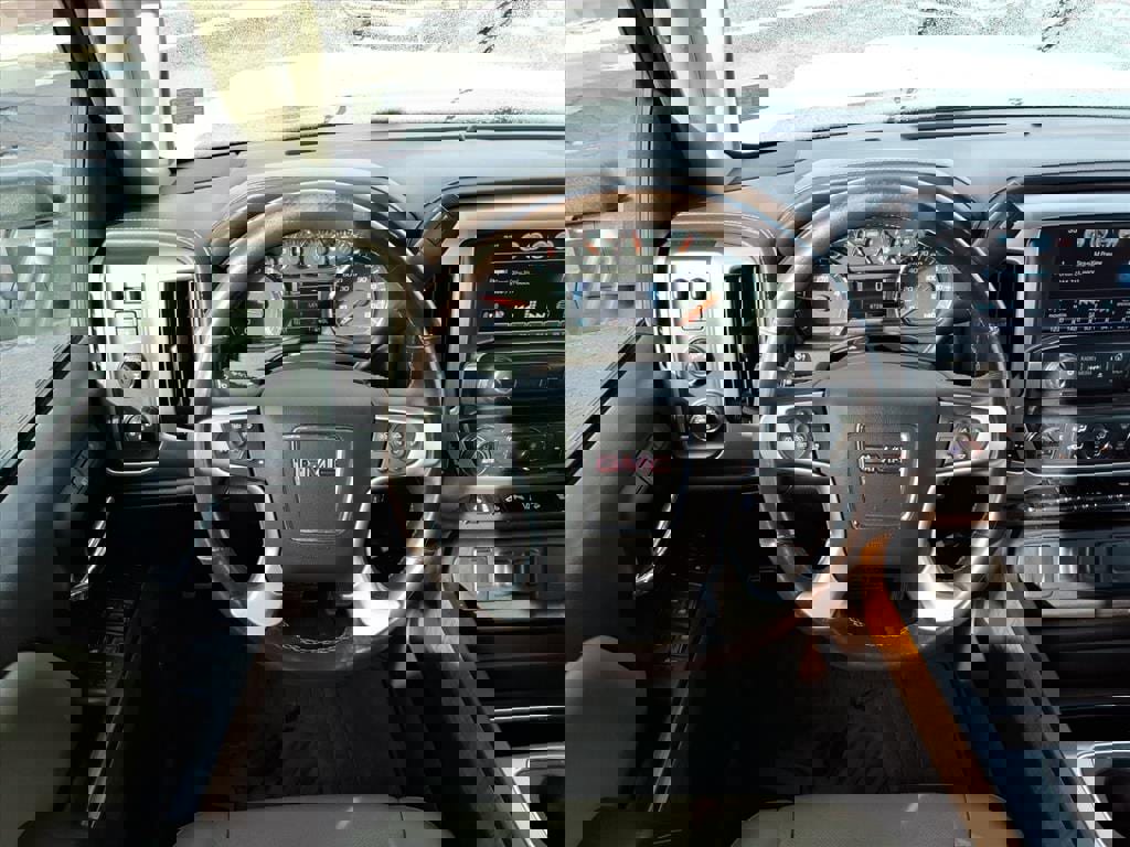 Used 2017 GMC Sierra 3500 SLT w/ Duramax Plus Package image 10