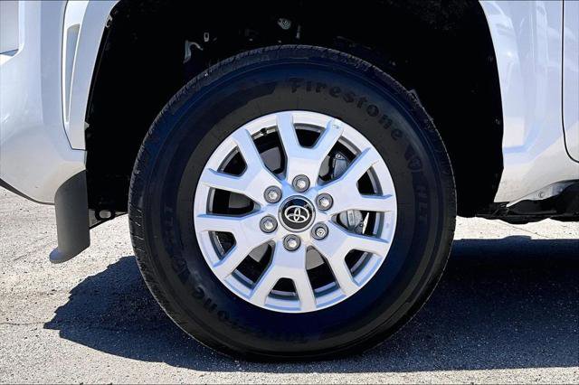 Certified 2025 Toyota Tacoma SR5 w/ SR5 Upgrade Package AWD/4WD image 34