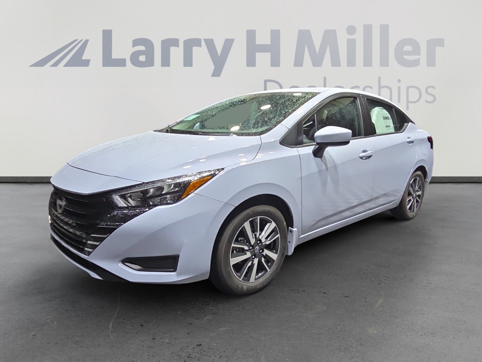 New 2025 Nissan Versa SV w/ Trunk Package image 1