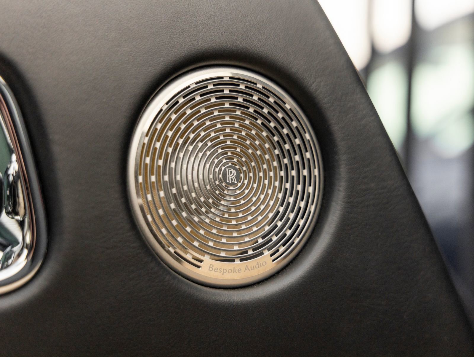 Used 2018 Rolls-Royce Wraith image 27