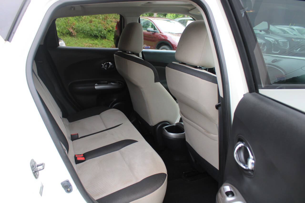 Used 2012 Nissan Juke SV AWD/4WD image 29