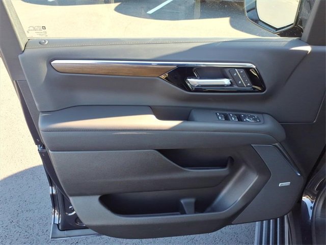 New 2026 Chevrolet Tahoe High Country image 11