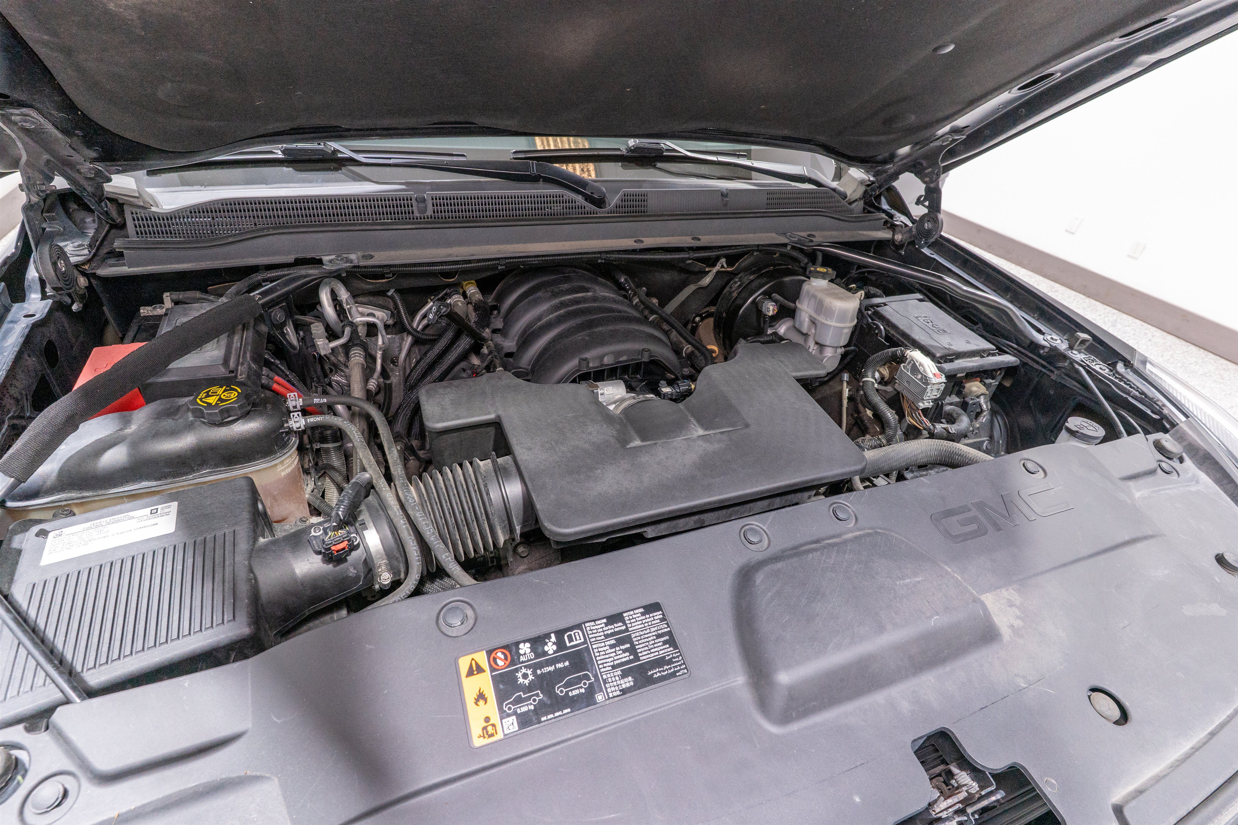 Used 2019 GMC Yukon XL SLT AWD/4WD image 34
