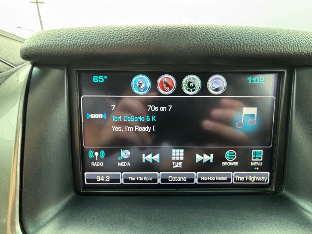 Used 2018 Chevrolet Suburban LT w/ Luxury Package image 37