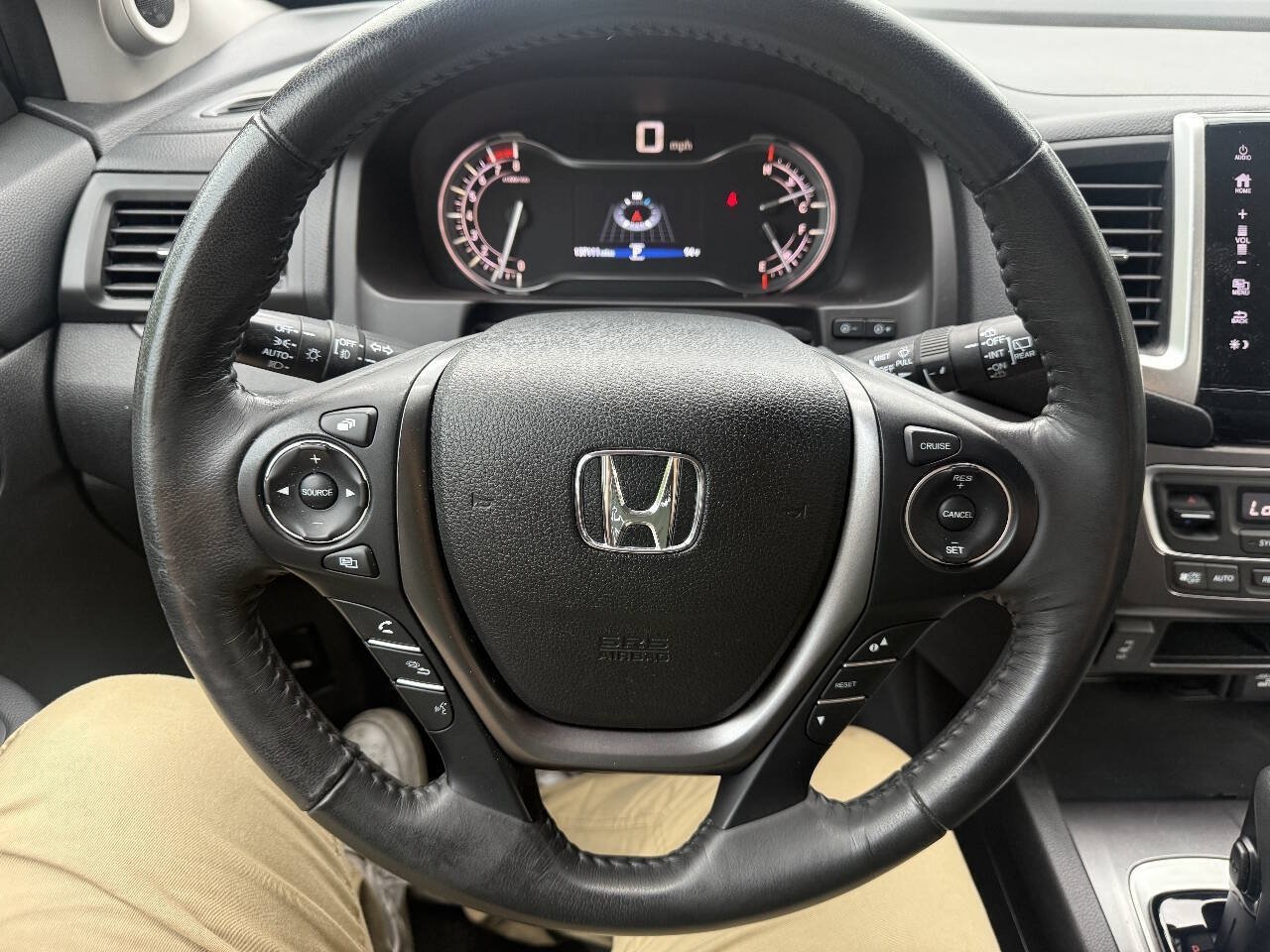 Used 2018 Honda Pilot EX-L image 12
