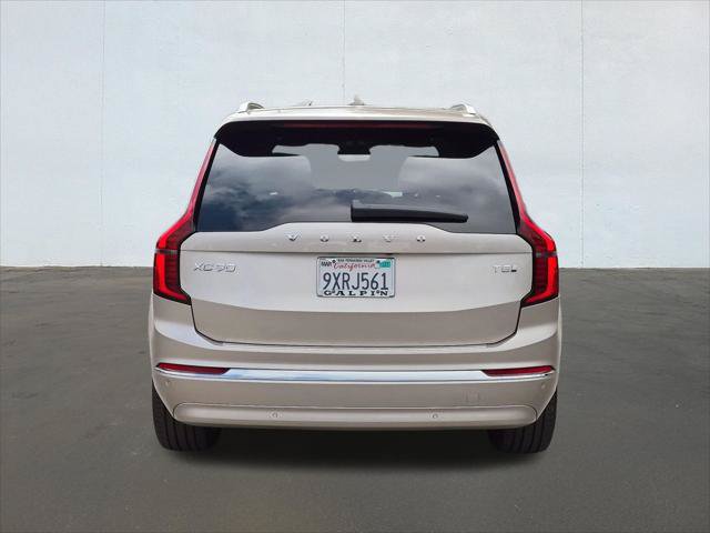 Used 2026 Volvo XC90 T8 Plus w/ Protection Package Premier AWD/4WD image 6