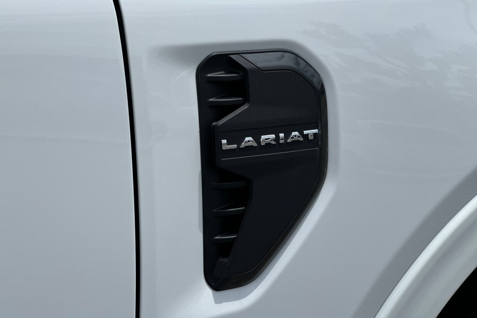Used 2024 Ford Ranger Lariat w/ Trailer Tow Package RWD image 25
