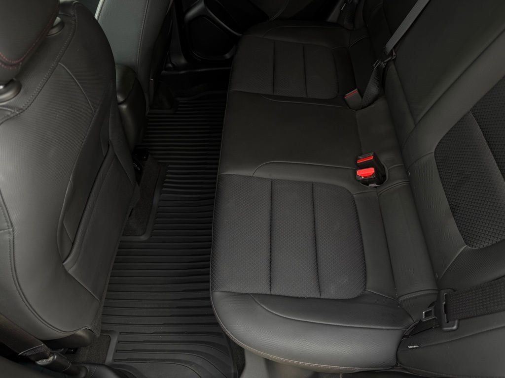 Used 2023 Chevrolet TrailBlazer RS w/ Convenience Package image 12