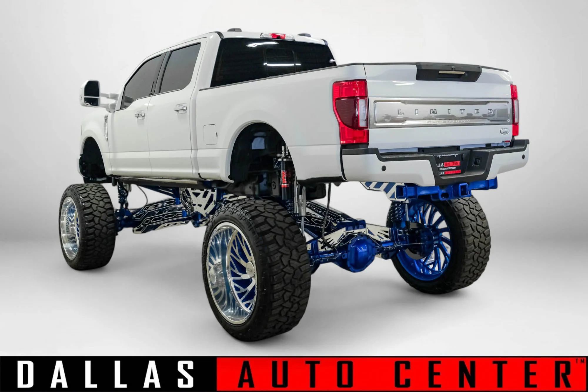 Used 2022 Ford F250 Limited image 9