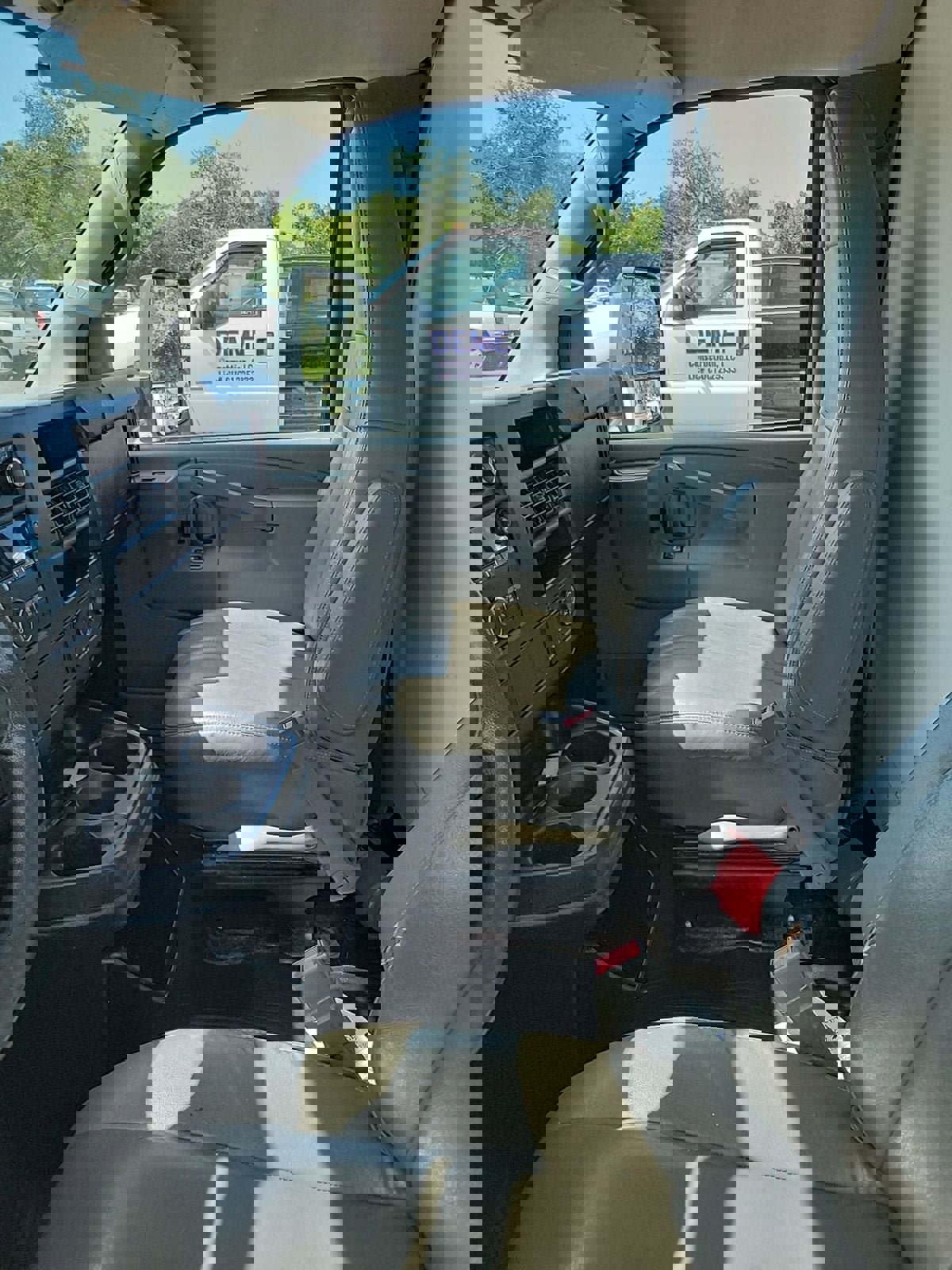 Used 2017 GMC Savana 3500 image 10