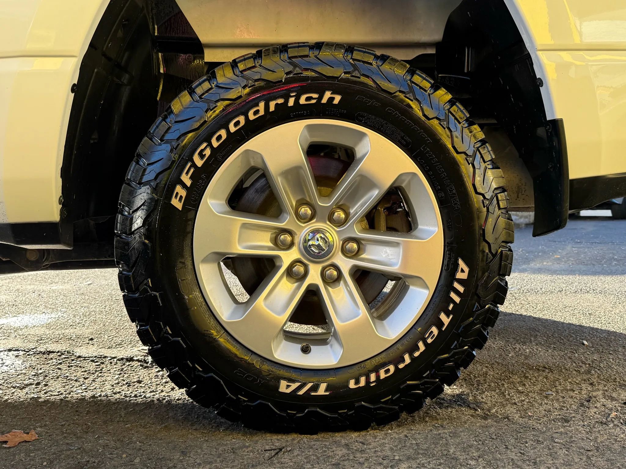 Used 2023 RAM 1500 Laramie image 30