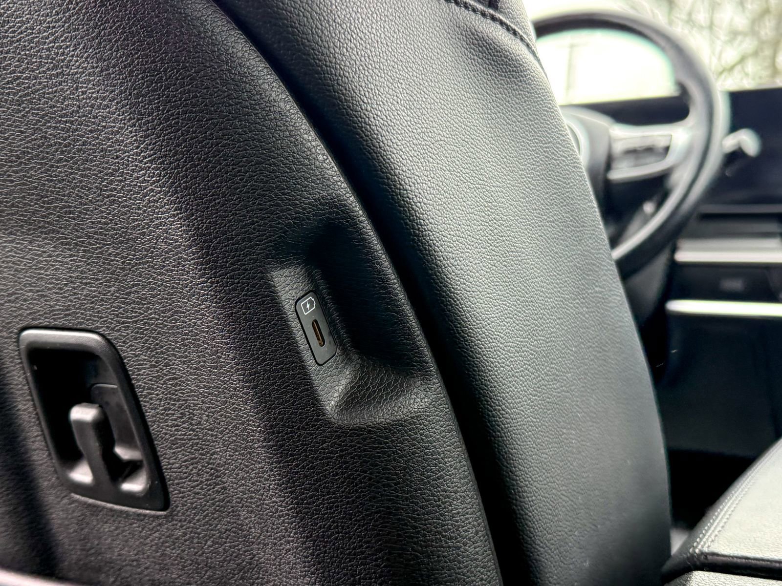 Certified 2023 Kia Sportage EX AWD/4WD image 38