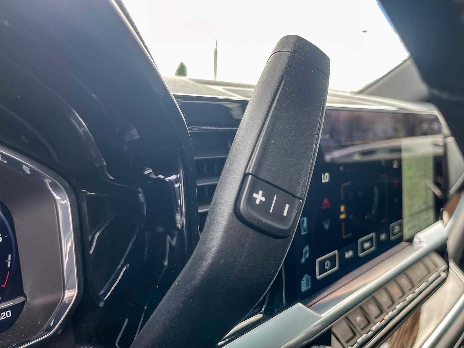 Used 2024 Chevrolet Silverado 1500 LT image 18