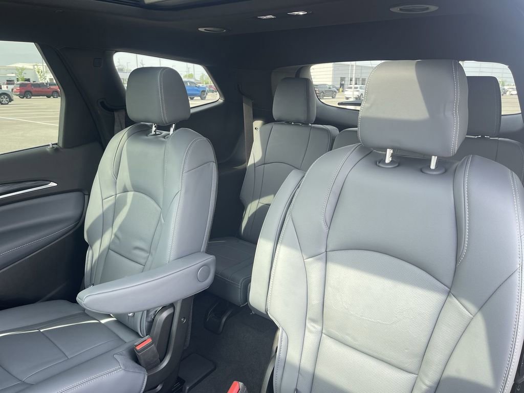 Used 2024 Buick Enclave Essence w/ Experience Buick Package image 36