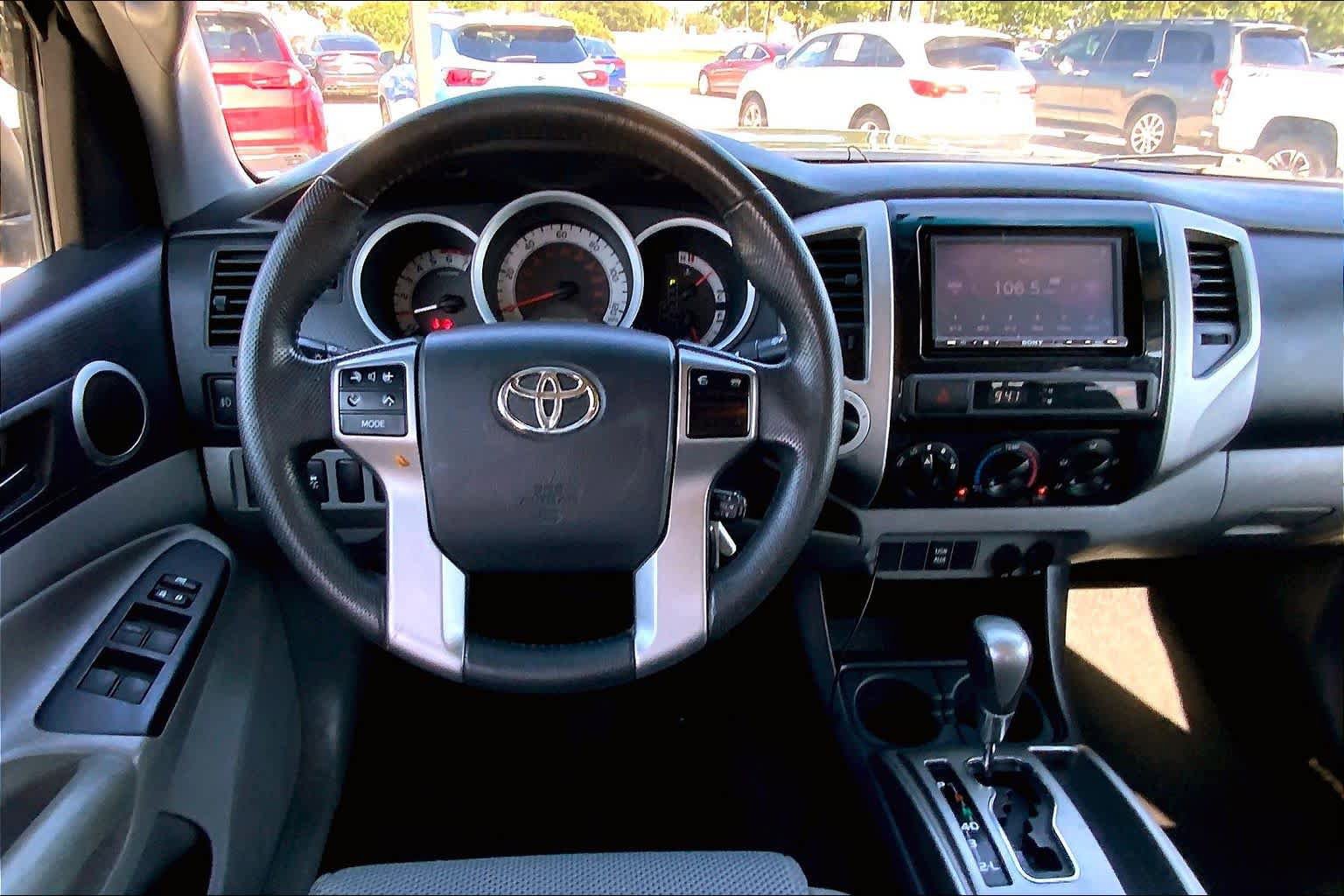 Used 2013 Toyota Tacoma 4x4 Double Cab w/ TRD Sport Pkg image 6