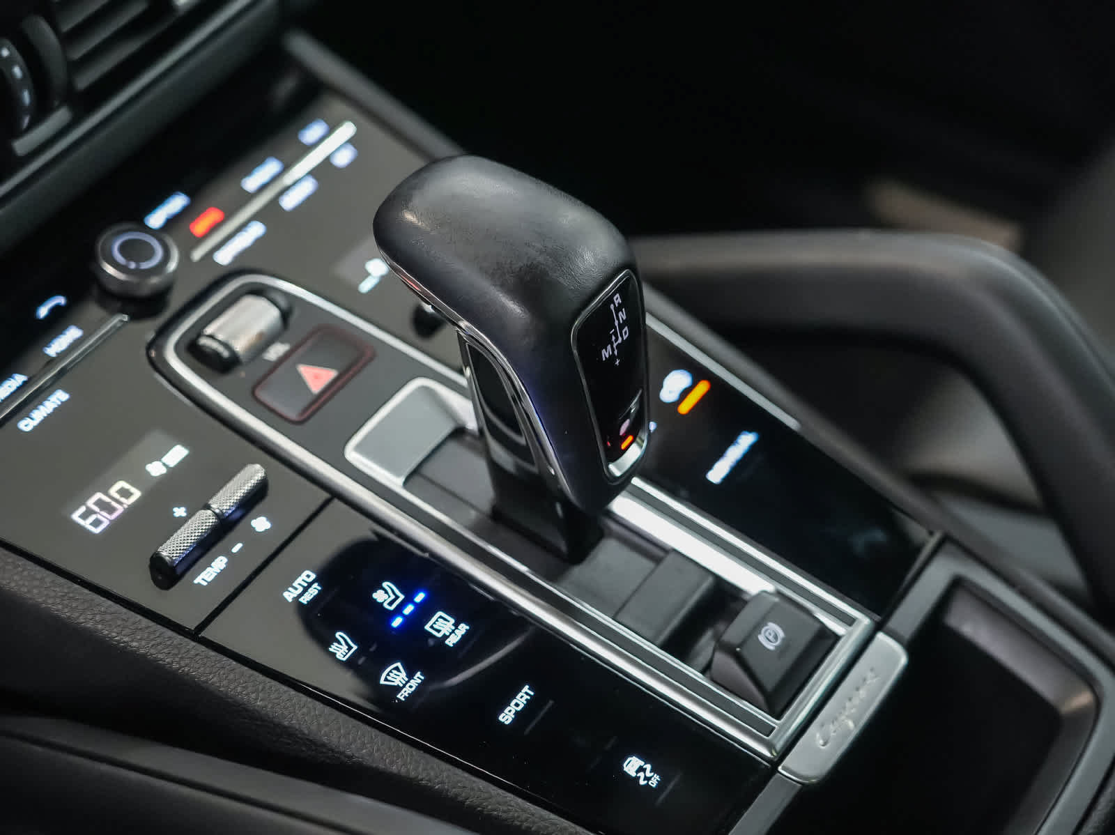 Certified 2023 Porsche Cayenne AWD/4WD image 19