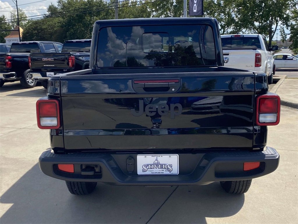 New 2025 Jeep Gladiator Sport image 6