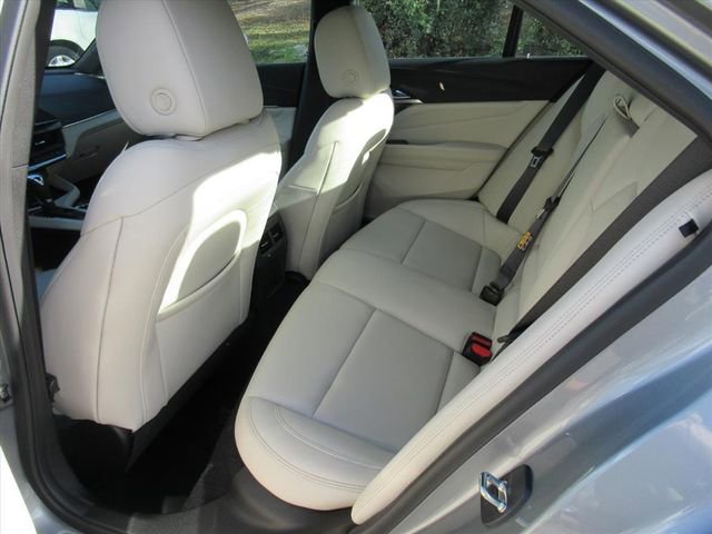 Used 2023 Cadillac CT4 Luxury w/ Sun And Sound Package image 32