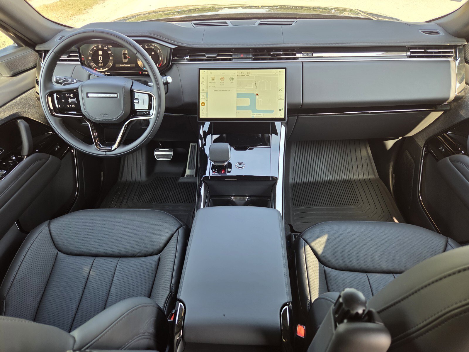 New 2025 Land Rover Range Rover Sport Dynamic SE image 4