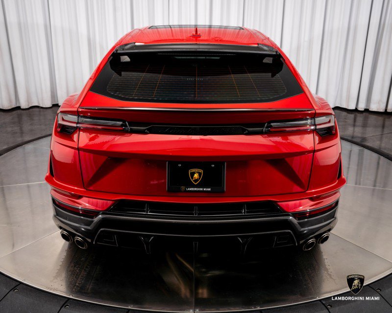Used 2023 Lamborghini Urus Performante image 16