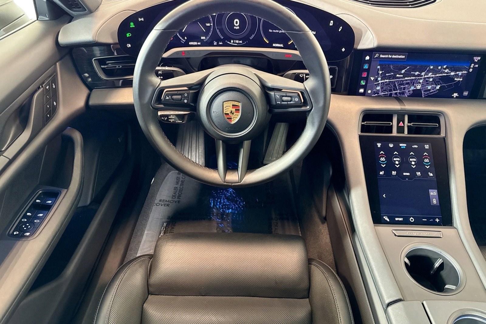 Used 2022 Porsche Taycan image 21