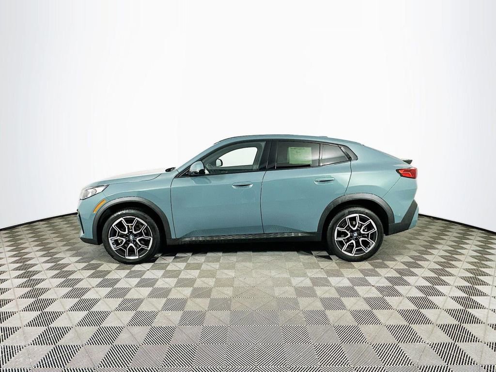 Certified 2024 BMW X2 xDrive28i w/ Technology Package image 6