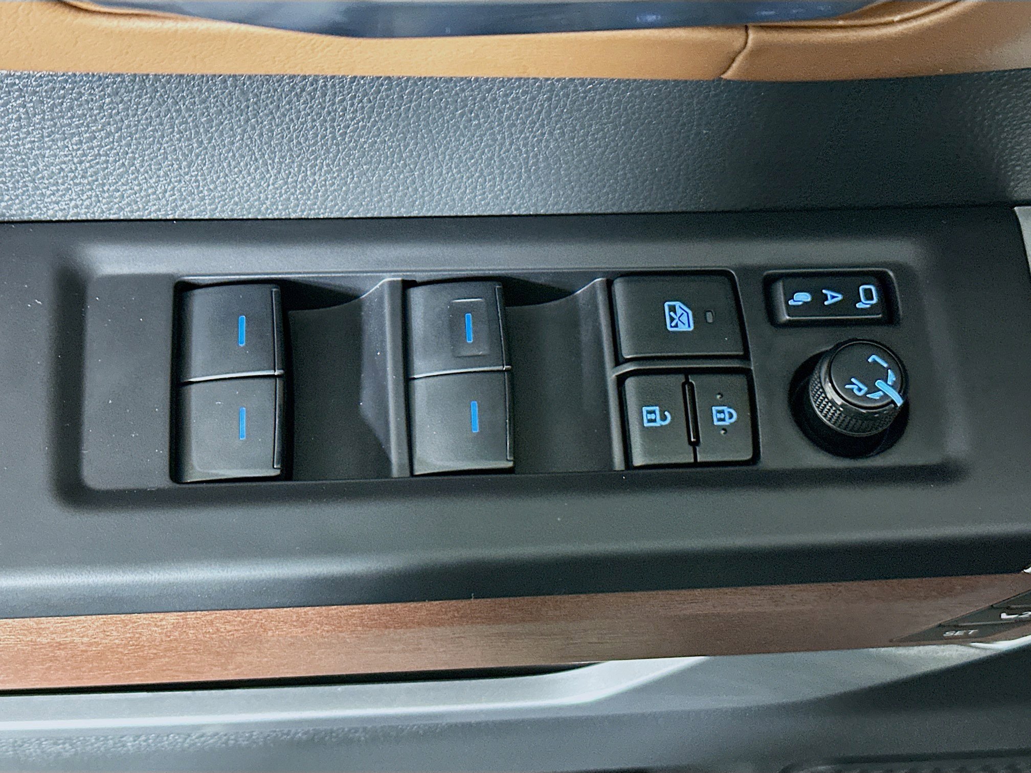 Used 2024 Toyota Tundra 1794 Edition image 14