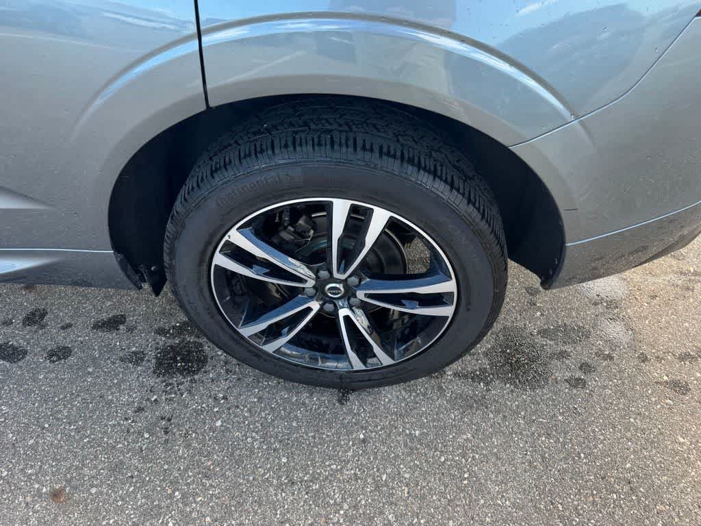 Used 2020 Volvo XC60 T5 Momentum w/ Protection Package Premier AWD/4WD image 12