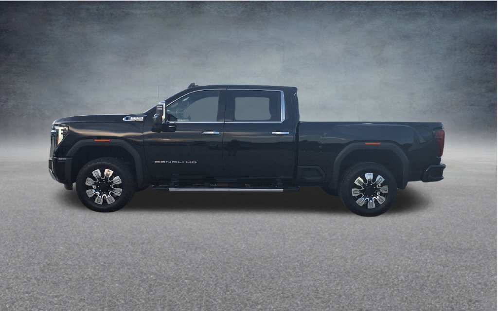 Used 2025 GMC Sierra 2500 Denali w/ Denali Reserve Package AWD/4WD image 4