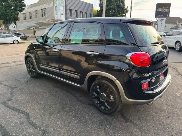 Used 2017 FIAT 500L Trekking image 4