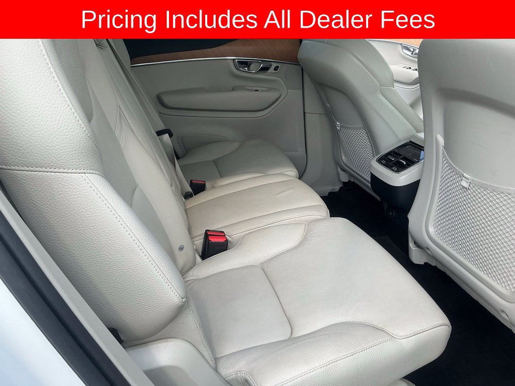 Used 2022 Volvo XC90 T6 Momentum AWD/4WD image 20
