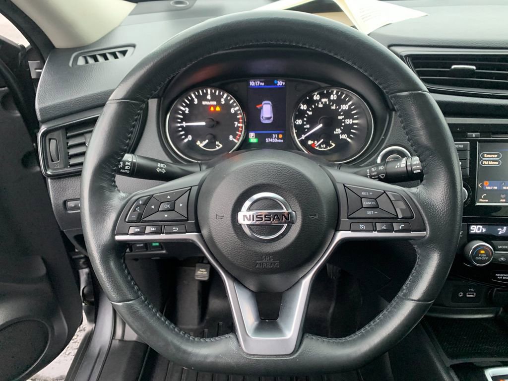 Used 2018 Nissan Rogue SV image 24