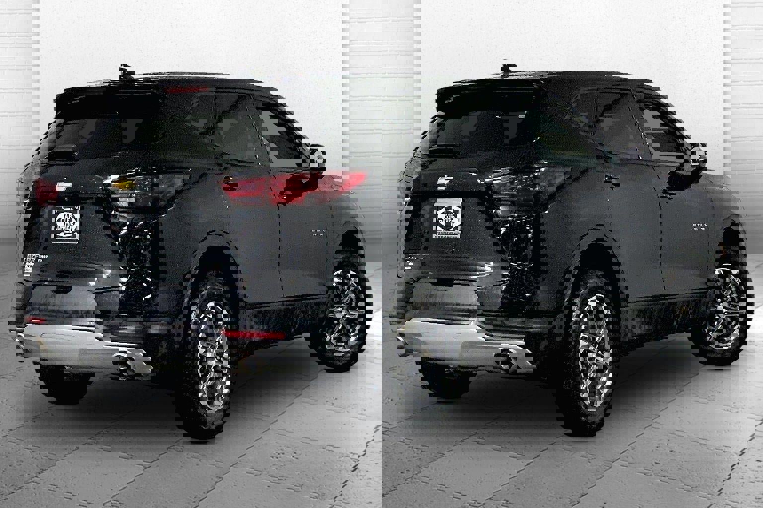 Used 2025 Chevrolet Blazer LT image 13