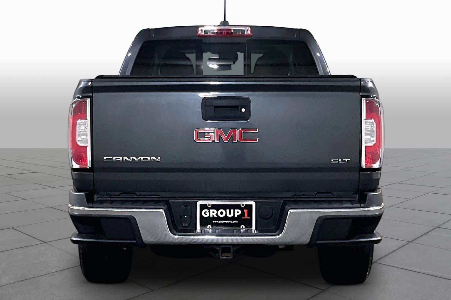 Used 2016 GMC Canyon SLT w/ Driver Alert Package AWD/4WD image 4