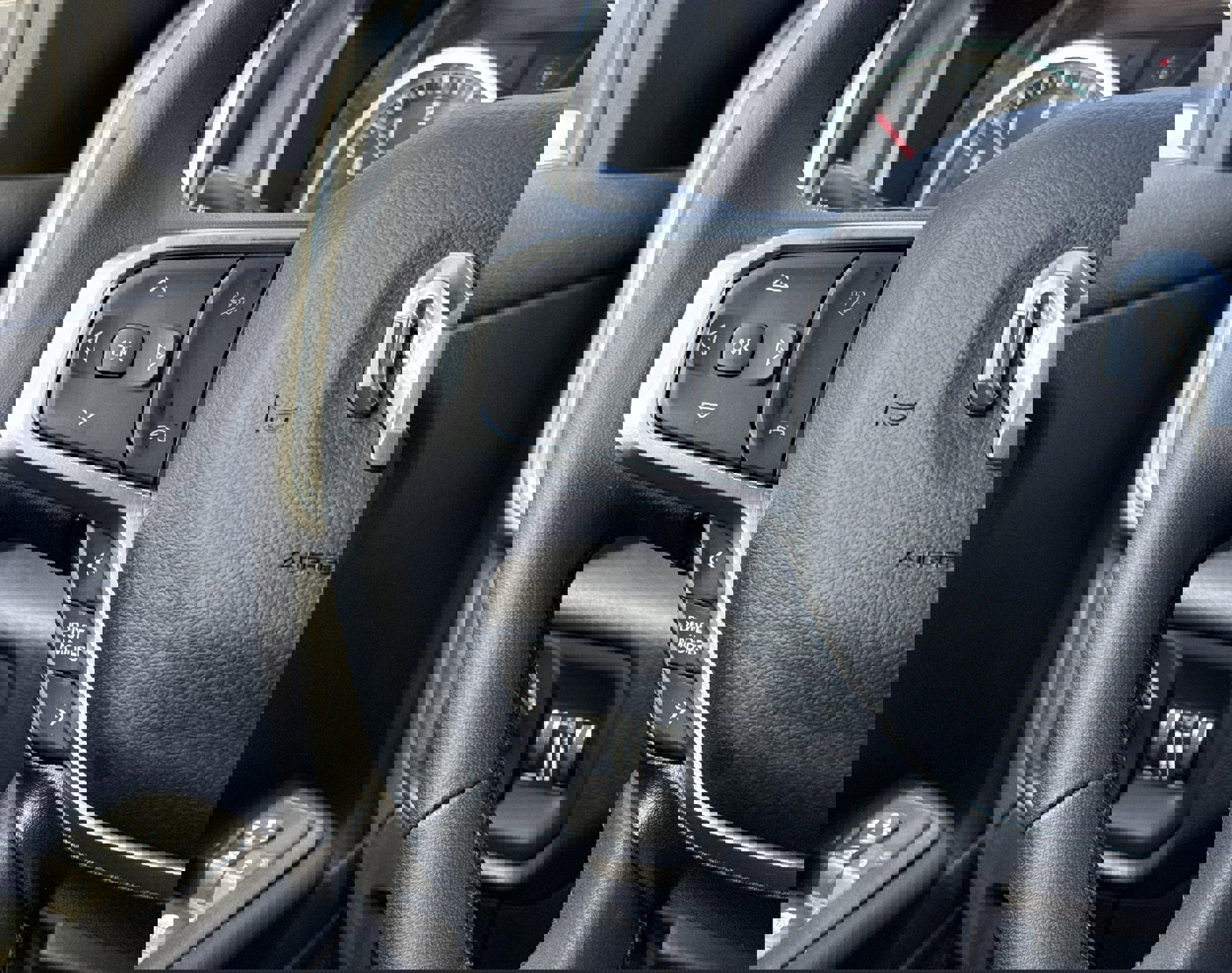 Used 2025 RAM 1500 Big Horn image 16