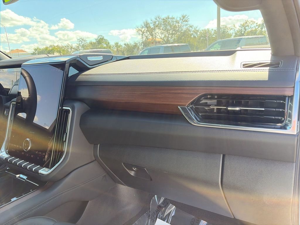 Certified 2025 GMC Yukon Denali image 29