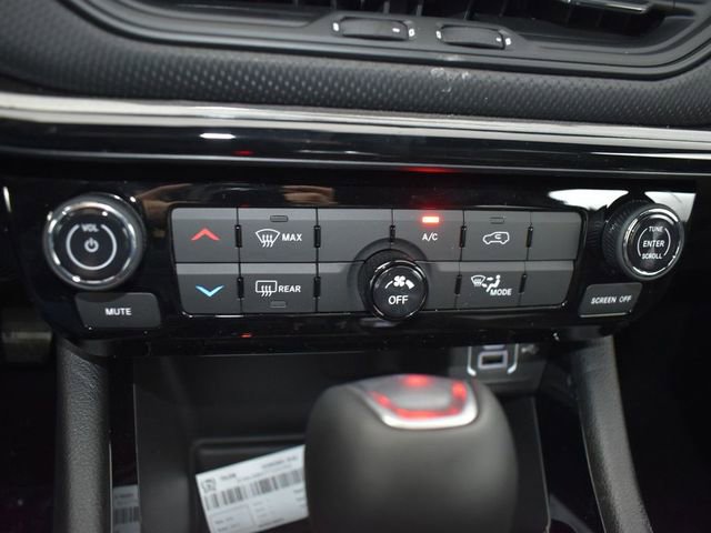 New 2026 Jeep Compass Latitude image 25