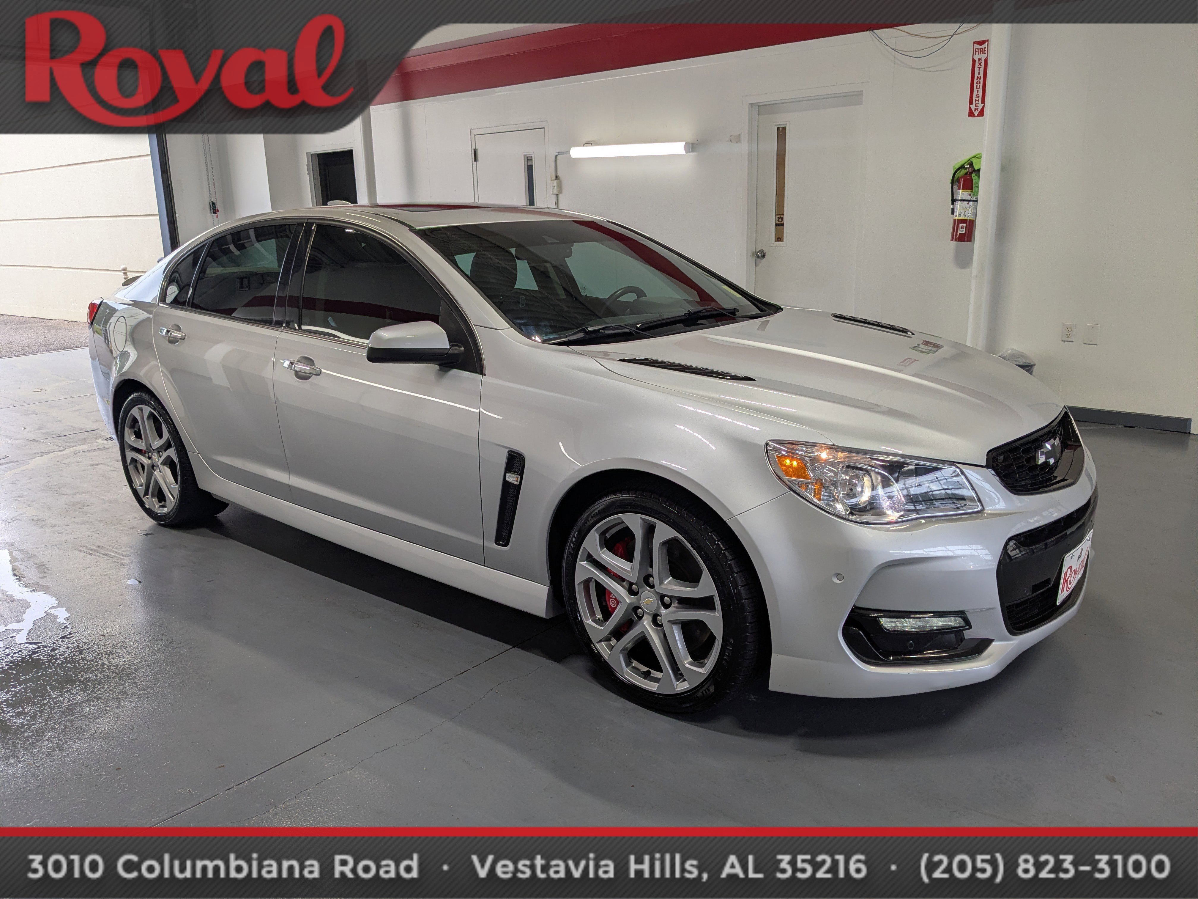 Used 2016 Chevrolet SS RWD image 5
