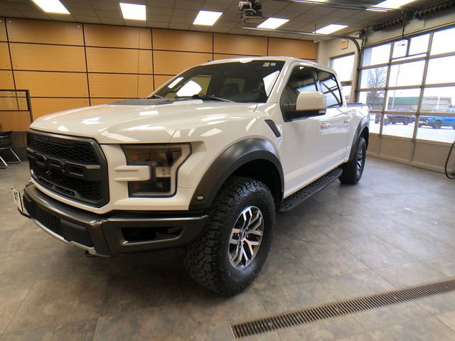 Certified 2017 Ford F150 Raptor w/ Equipment Group 802A Luxury image 6