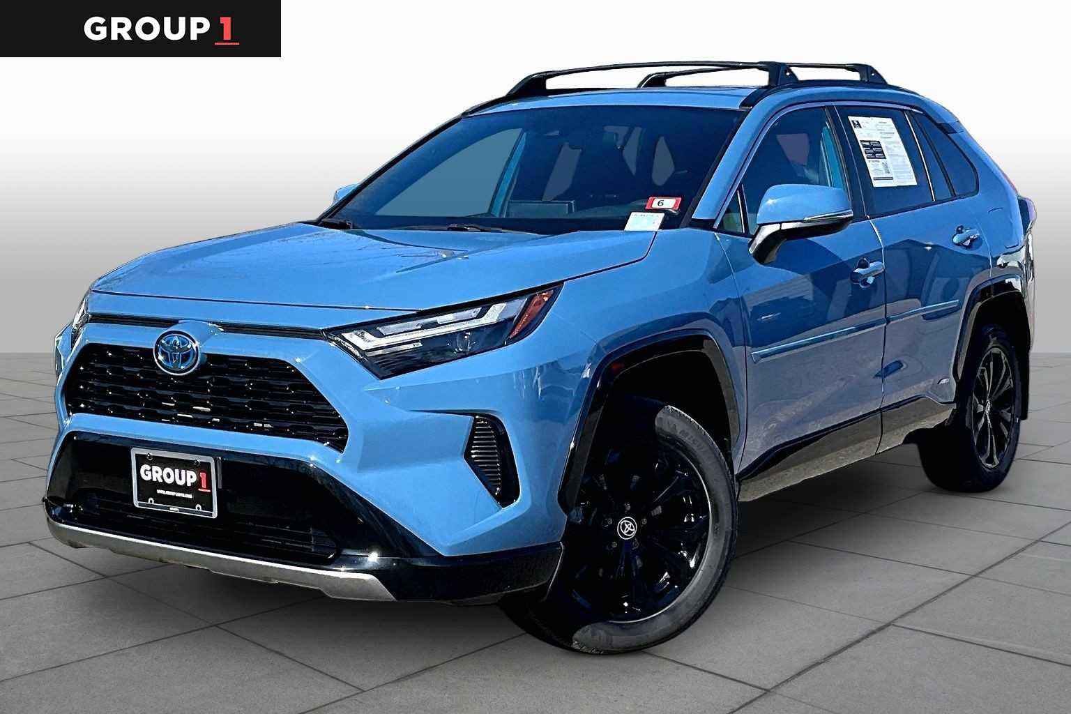 Certified 2024 Toyota RAV4 SE w/ Convenience Package AWD/4WD image 1