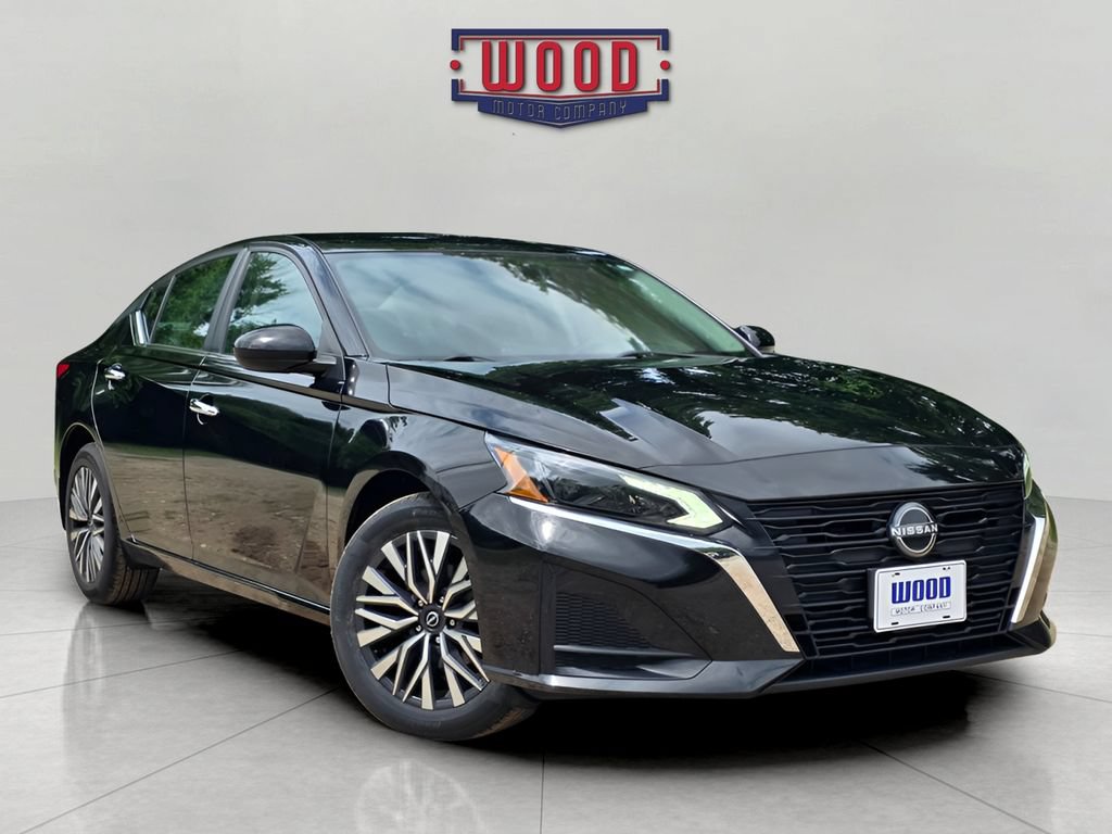 Used 2023 Nissan Altima 2.5 SV AWD/4WD image 1